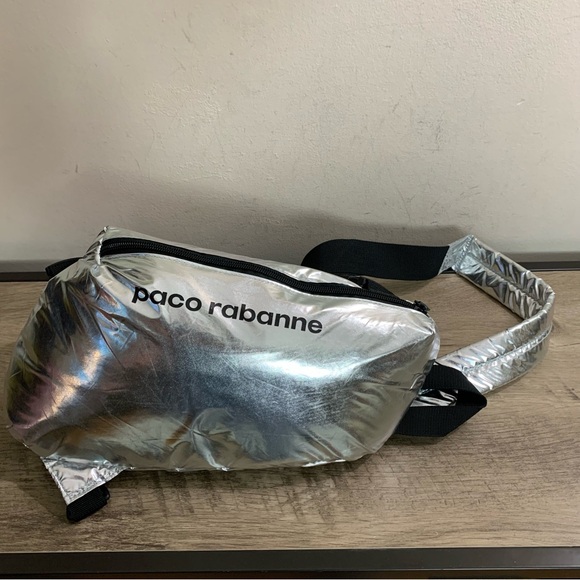PACO RABANNE Metallic SILVER Insulated DESIGNER Waist SLING Adjustable BAG - Picture 2 of 4
